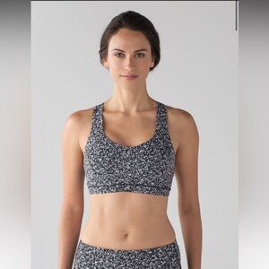 Lululemon Free To Be Serene Bra